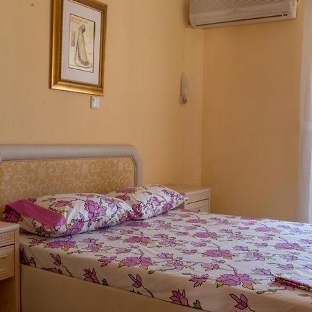 Golden Sun Apartment Paralia Katerinis Exterior photo